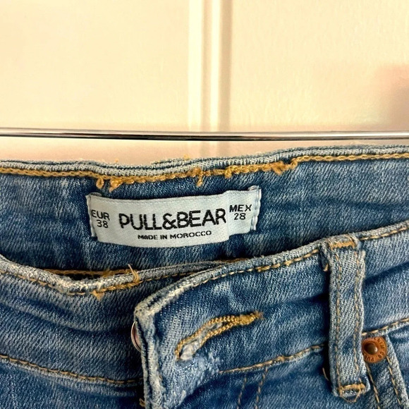 Pull and Bear flare bell bottom frayed jeans size  29 - Picture 5 of 6
